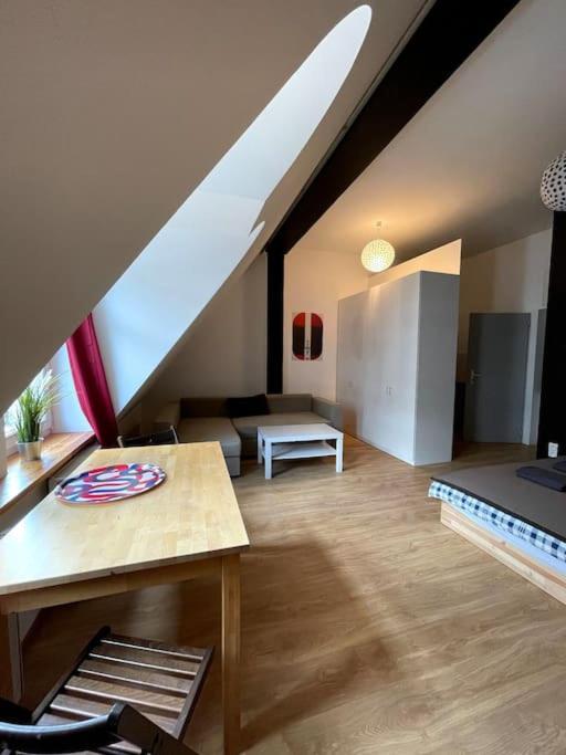 Bezagenta Centrum3 Studio Wi-Fi Great Location! Warschau Buitenkant foto